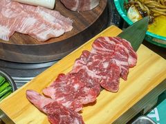 -唯成•韩国炭火烤肉 유성고기