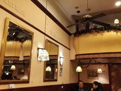 -玛格萝妮比萨屋(四平店)