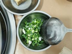 -黑竹沟新场牛肉火锅