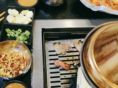 -臻牛烤肉