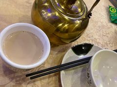 -维吾尔餐厅(宜山路店)