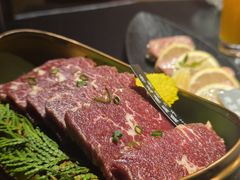 -山川小町·极番烧肉(新地假日广场店)