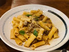 慢炖牛肉烩粗管面-PIZZA BIANCA(万象城店)