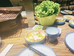 -明洞阿姨·韩式酱蟹烤肉·创意料理(三元桥店)