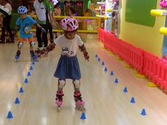 -阿布溜溜(同曦假日百货店)