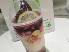 冰山杨梅桃系列-喜茶(东莞汇一城店)