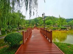 -鹦鹉寺公园