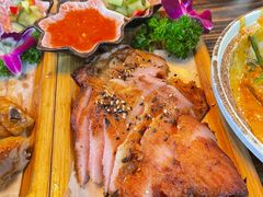 金牌炭烧秘制猪颈肉-Hi YOU你的饭局泰餐厅(雍和宫店)