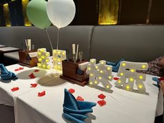 -广州万富希尔顿酒店·感趣自助餐厅·金秋蟹宴生蚝海鲜刺身