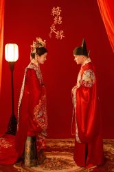 -蒙太奇婚纱摄影(万达店)