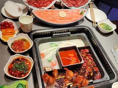 -洞子口重庆鲜货火锅(楚翘城旗舰店)