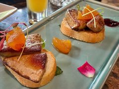 香煎鹅肝配焦糖苹果-BROWNSTONE布朗石西班牙餐厅(富城店)