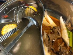 招牌牛杂鸳鸯锅底-牛郎记潮汕牛肉火锅(大西洋银泰城店)