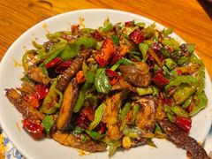 火爆牛肠-22号传承新疆菜·柴窝堡辣子鸡