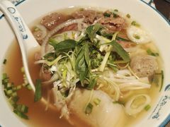 -美奈小馆·越南料理(中航城君尚购物中心店)