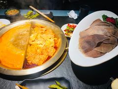-九鼎轩脆毛肚火锅(南京东路店)
