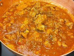 铜锅油焖鸡-Ameigo梅果·云贵川bistro(长宁来福士店)