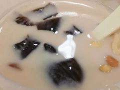 -八婆婆烧仙草(中山路店)