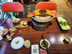 -沙胆彪炭炉牛杂煲(成都玉林店)