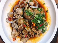 -有红鸡毛店·川菜(建设路店)