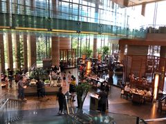 -松山湖凯悦酒店·Café自助餐厅·周末火舞秀表演