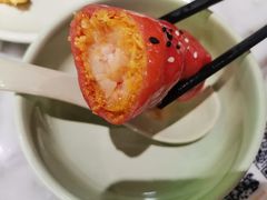 红米脆皮鲜虾肠-蝴蝶里·粤菜·点心(滨江龙湖店)