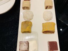 京六件-皇城根北京风味主题餐厅(滨海万达店)