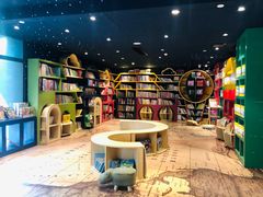 -钟书阁(珍园店)