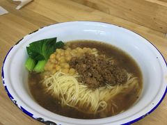 -东三里屯豌杂面
