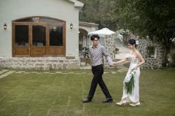 -MAO亲爱的猫婚纱摄影工作室
