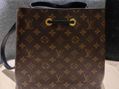 -小飞侠奢侈品回收 寄卖 养护(宝山宝龙广场店)