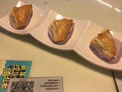 -新大咀港式茶餐厅(宝山万达店)