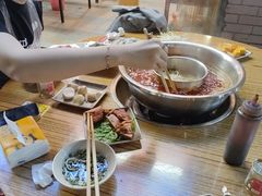 -毛毛老火锅(八年观音桥店)