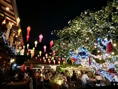 -Dash Teak House