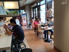 -肯德基(西影路店)