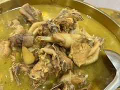 -峡谷农家乐饭店