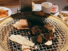 -山焱·炭火自助烤肉(周浦万达店)