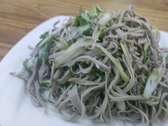 -溢心园香河肉饼总店