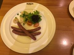 -LENBACH兰巴赫西餐啤酒坊(大连星海广场店)