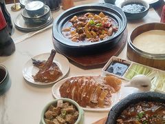 -梅利汴京烤鸭•开封豫菜地标店(东大街店)