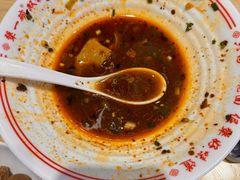 -犟一碗双椒鸡面(得意世界店)