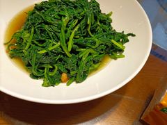 -黄泥岗·地道湖北菜(奥特莱斯店)