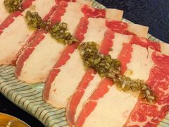 -臻牛烤肉