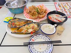 -覃记海鲜美食餐厅