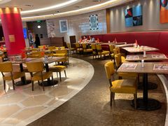 -咖啡苑自助餐厅·中国大饭店