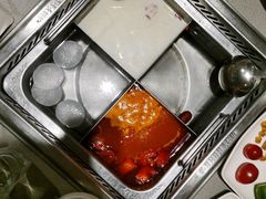 -海底捞火锅(宝龙广场夜宵主题店)