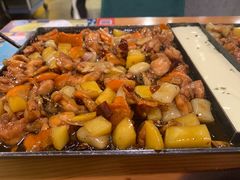 -肥肥虾庄·金牌油焖大虾(杨园滨江时代walk店)