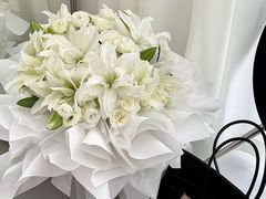 -瑞幸咖啡(青秀区龙光世纪A座店)