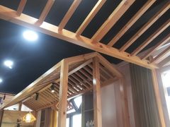 -集草轩·重庆麻辣烤鱼(西湖道店)