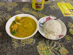 咖哩鸡扒-家利美食店